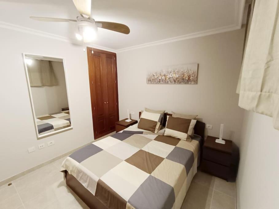 Apartamento Idaira Sun Лос Кристианос Екстериор снимка